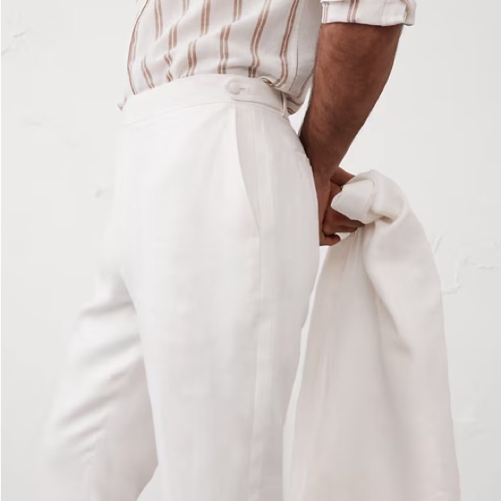 Banana Republic Factory Cream Dress Pants